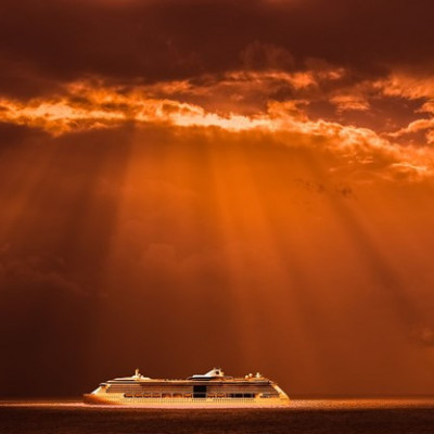 7 Most Luxurious Travel Destinations In The World