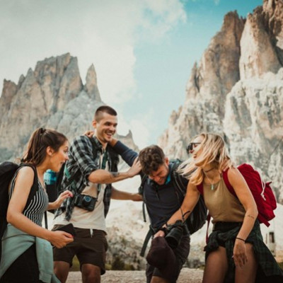 Earn Money While Traveling