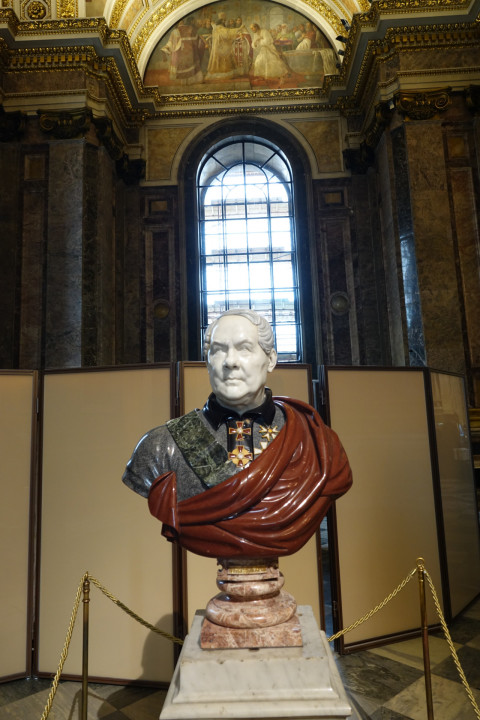 St Petersburg 31 Okt (87)