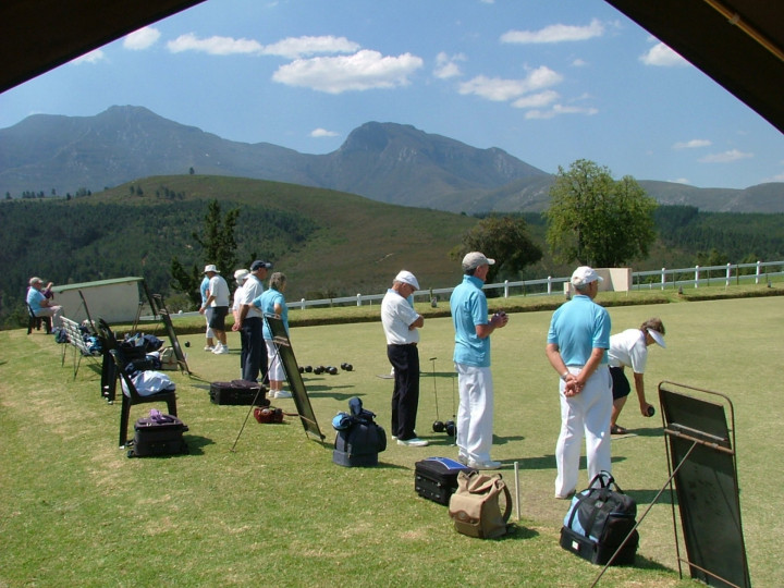 Eight Bells Mountain Inn